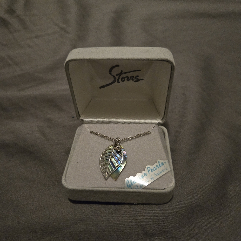 Glacier Pearle® “Leaf Filigree” Necklace